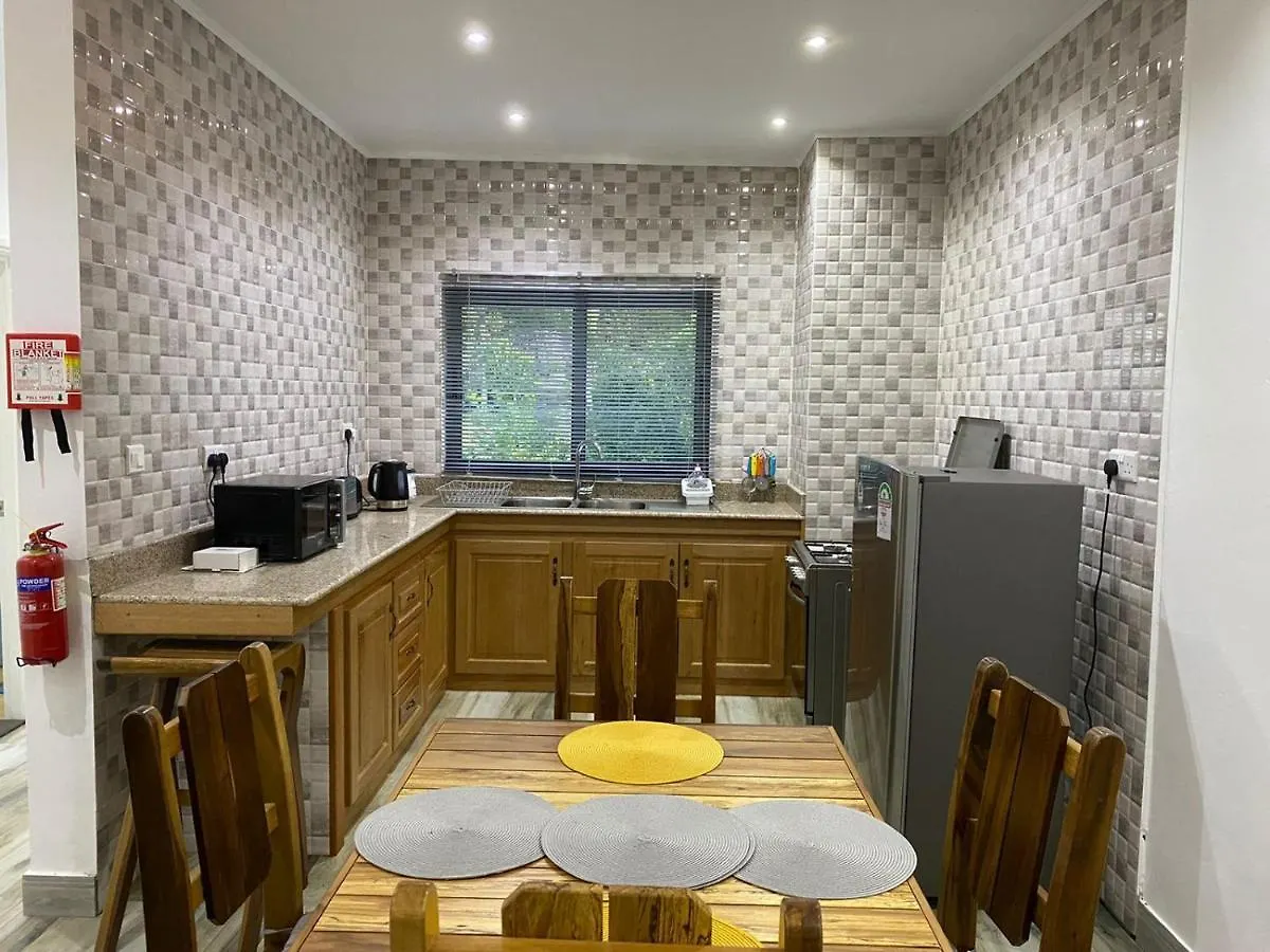 Jasmine Stay Self-Catering Apartments Victoria